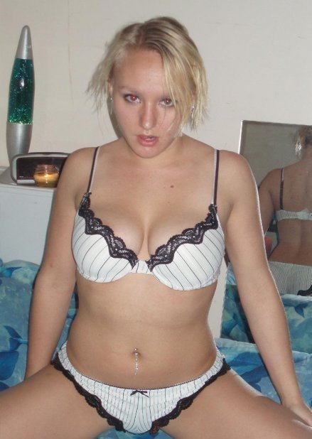 Индивидуалка Питера Оксана с 3 размером груди предлагает интим услуги у метро Владимирская  +7(981)193-28-94 - фото 3